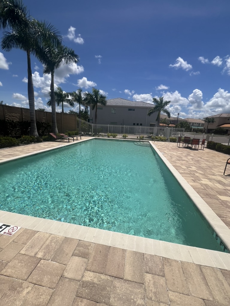 Custom pool and spa — Coastal Living Construction